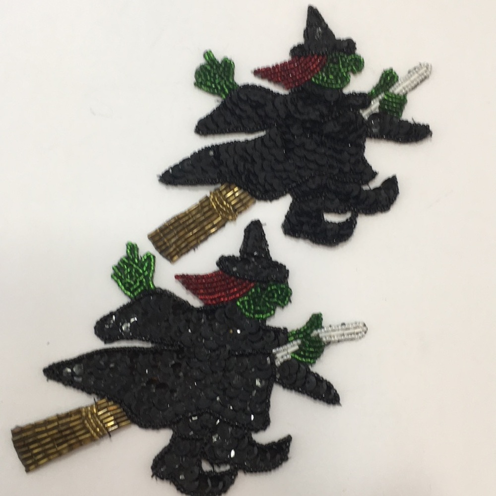 2 large sequin & bead appliqué Halloween Witches - Picture 5 of 5